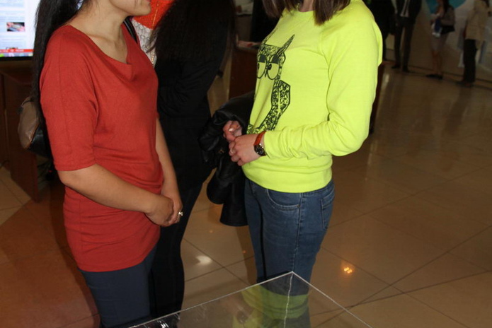 Искусственные смерчи, пылающие чипсы, золотые мозги