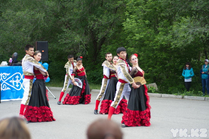 Танцуют все (+фото)