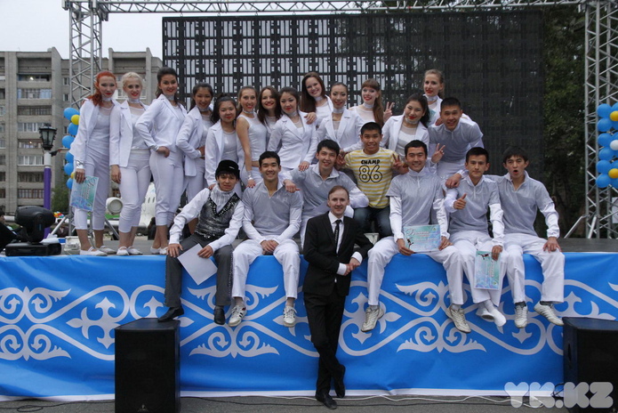 Танцуют все (+фото)