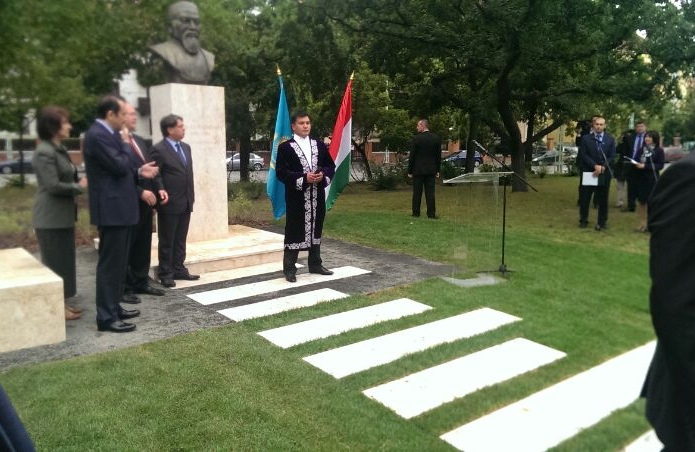 Памятник – в Венгрии