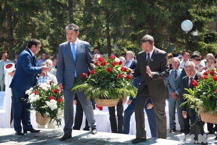 Увековечен в бронзе (+фото)