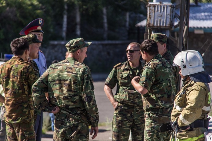 Море синее зажгли (+фото)