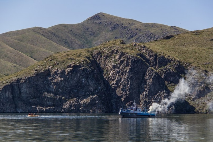 Море синее зажгли (+фото)