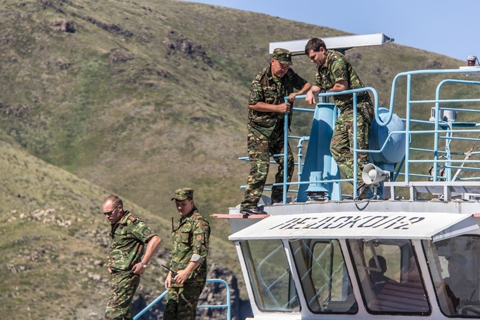 Море синее зажгли (+фото)