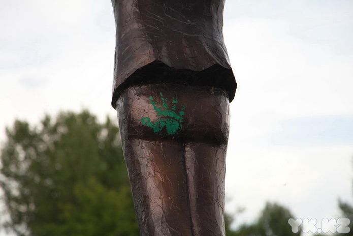 Вандалы наступают