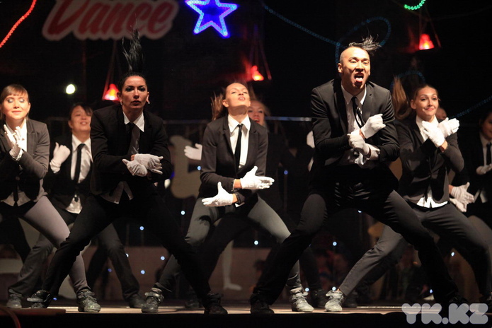 Танцы по-усть-каменогорски (+фото)