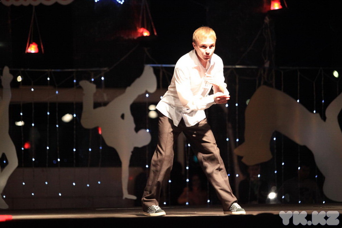 Танцы по-усть-каменогорски (+фото)