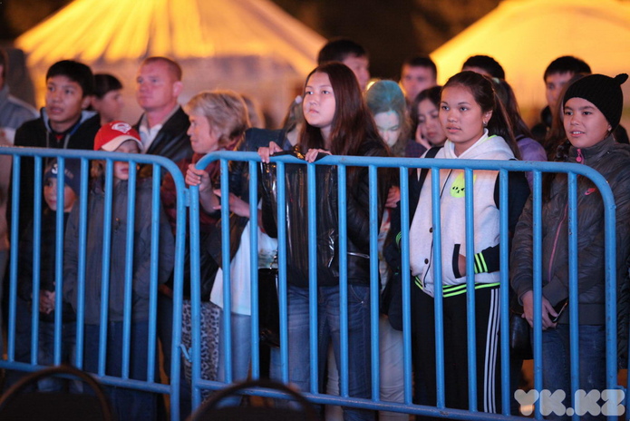 Танцы по-усть-каменогорски (+фото)