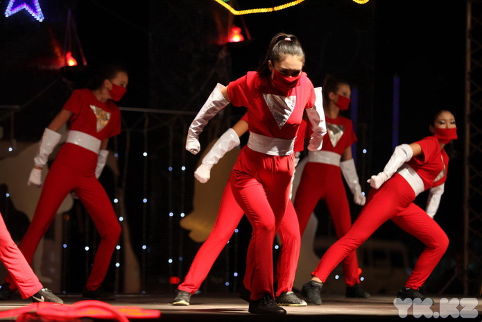 Танцы по-усть-каменогорски (+фото)