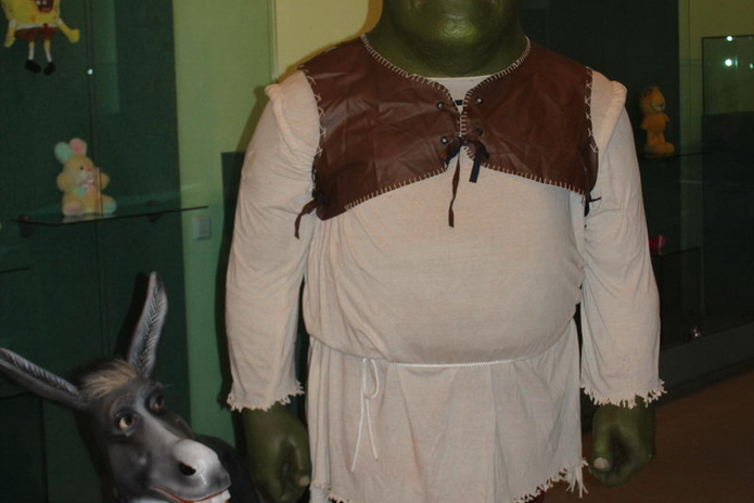 Восковой парад