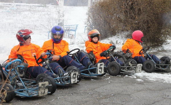 Праздник даже под землёй