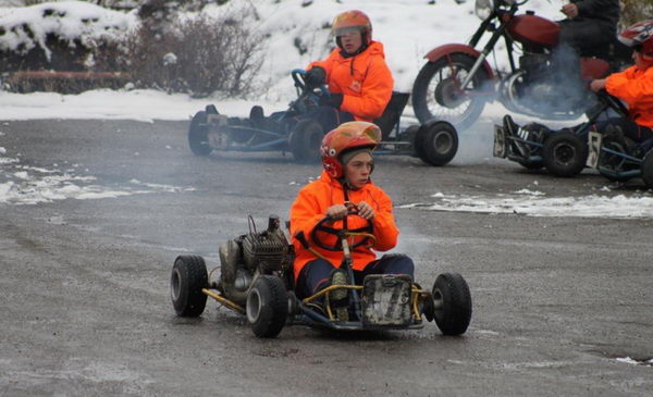 Праздник даже под землёй