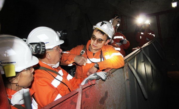 Праздник даже под землёй