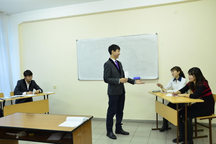 Дебаты в честь Президента