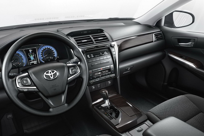 Новая Camry: Новые цены – PR