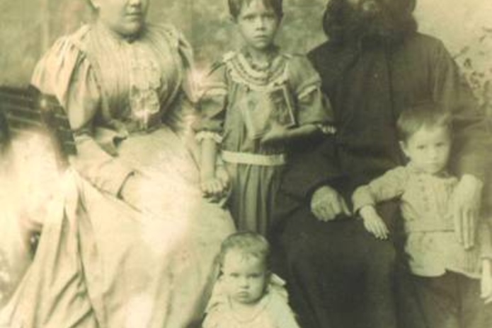 Городской святой