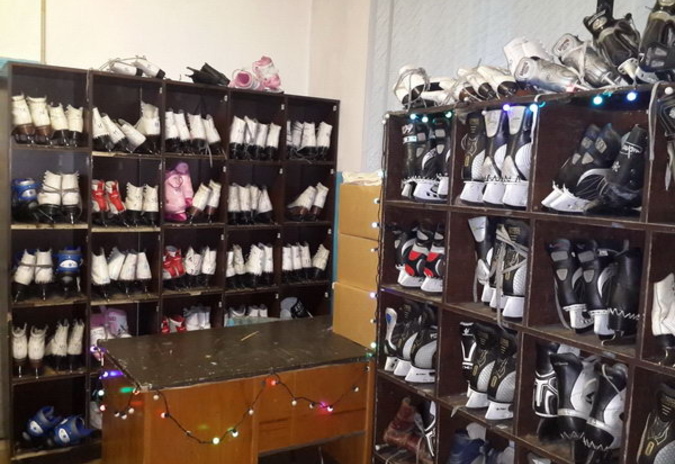 С тату, но без документов