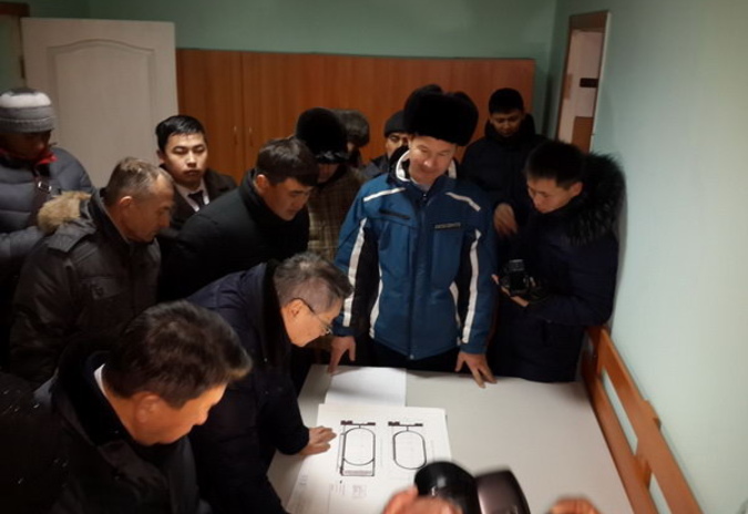 С тату, но без документов