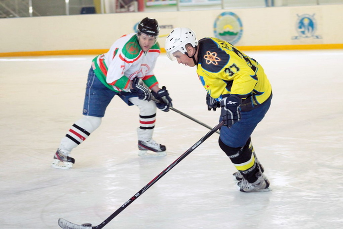 Трус не играет 8 марта