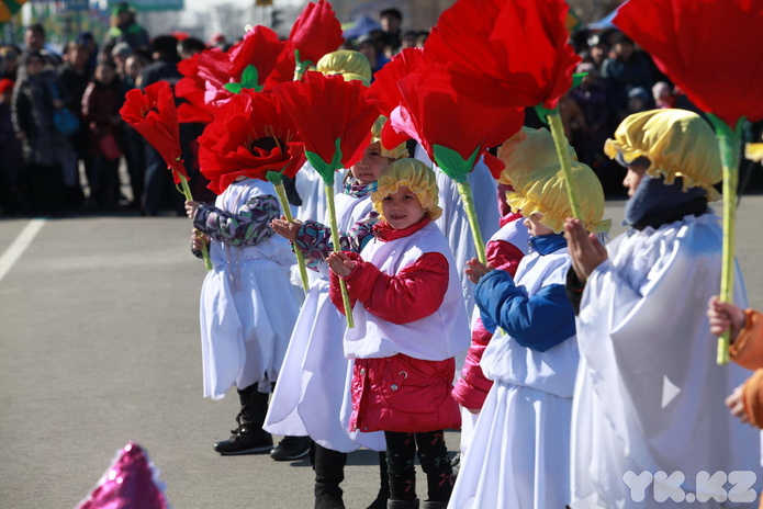 Город гуляет (+фото)