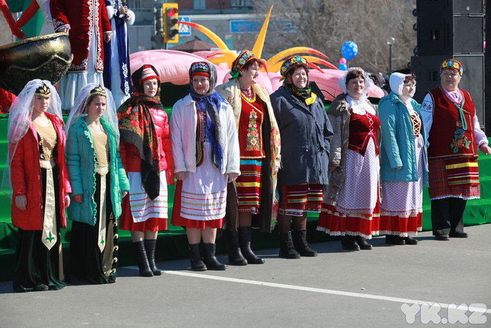 Город гуляет (+фото)