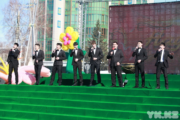 Город гуляет (+фото)