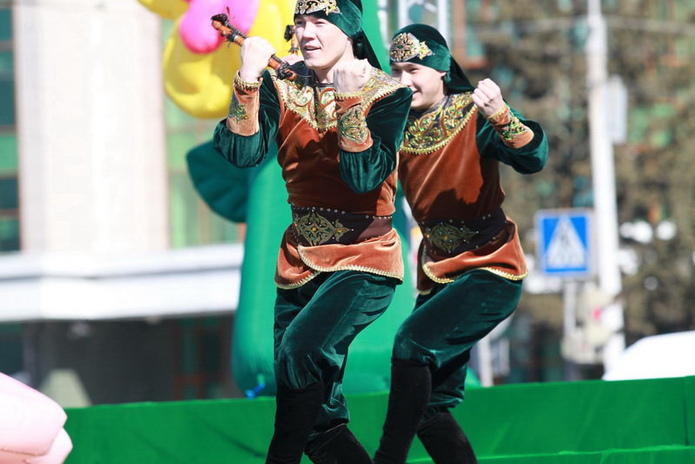 Город гуляет (+фото)