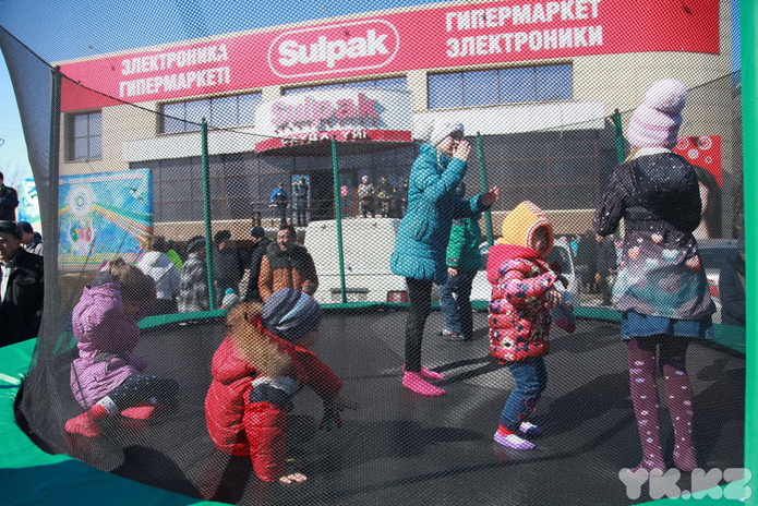 Город гуляет (+фото)