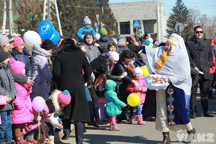 Город гуляет (+фото)