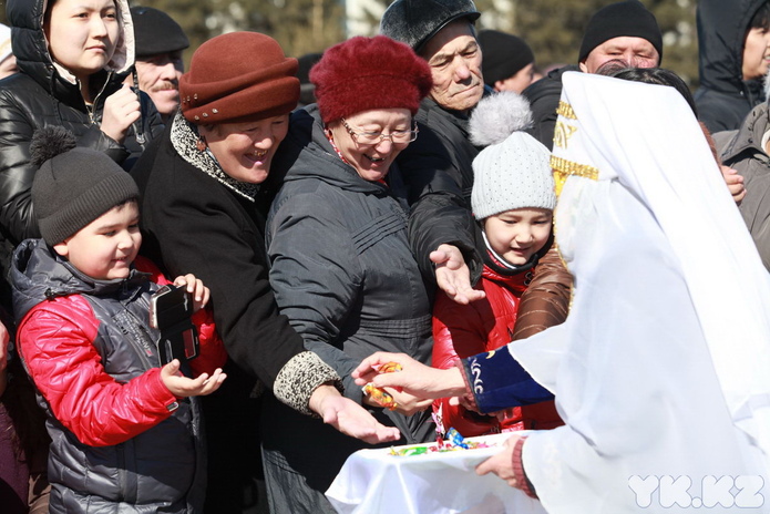 Город гуляет (+фото)