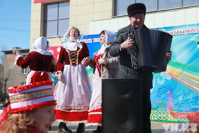 Город гуляет (+фото)