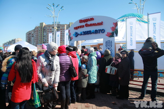 Город гуляет (+фото)