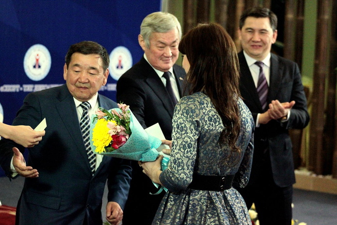 Восток отличился