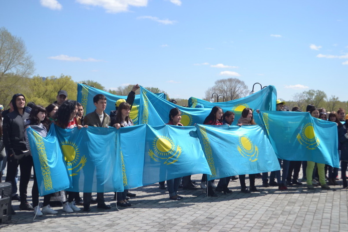 Поддержали флешмобом