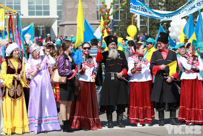 Мир, май, единство (+фото)