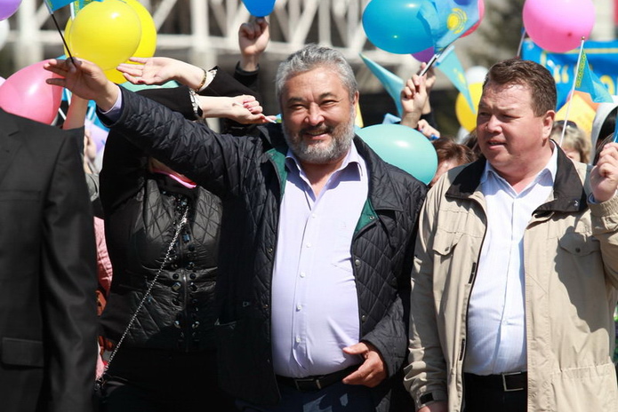 Мир, май, единство (+фото)