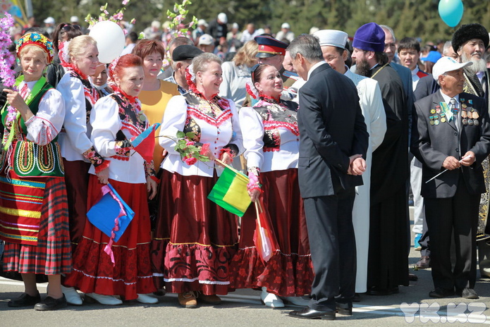 Мир, май, единство (+фото)