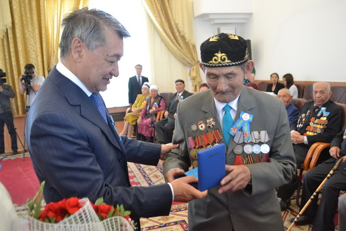 Получили ордена