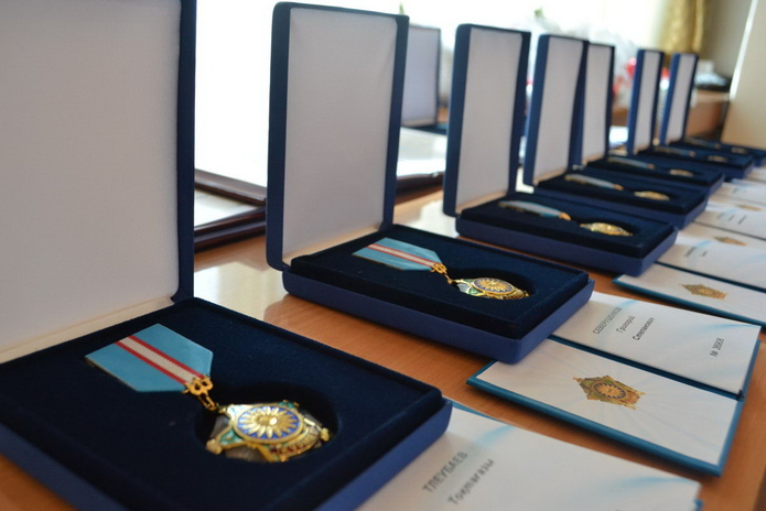 Получили ордена