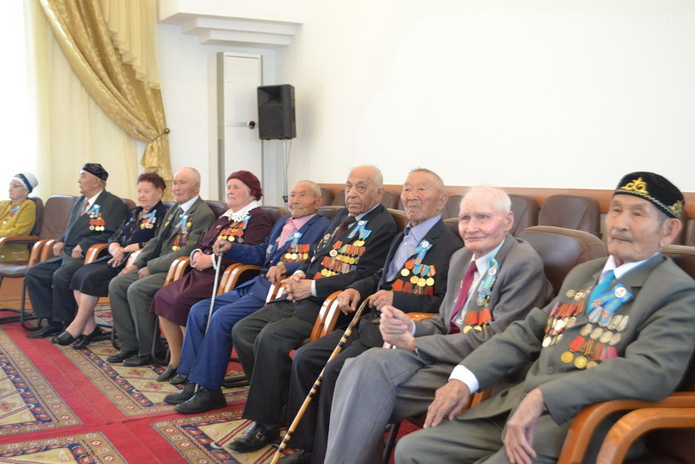 Получили ордена