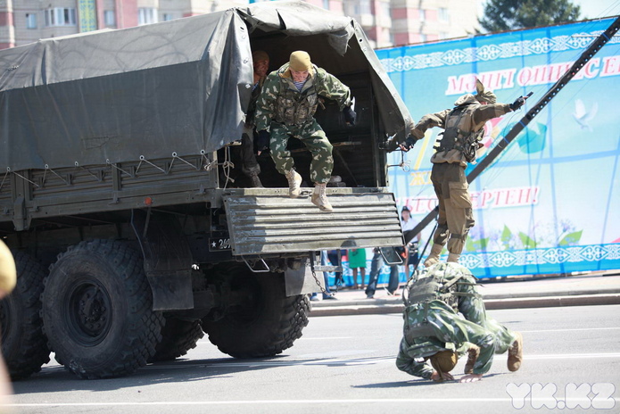 Справились без парада (+фото)