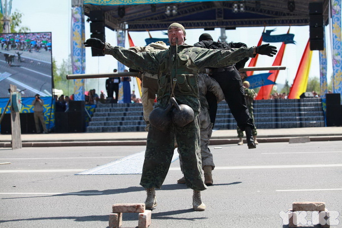 Справились без парада (+фото)