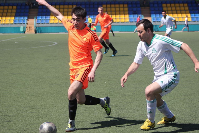 Футбол в День Победы