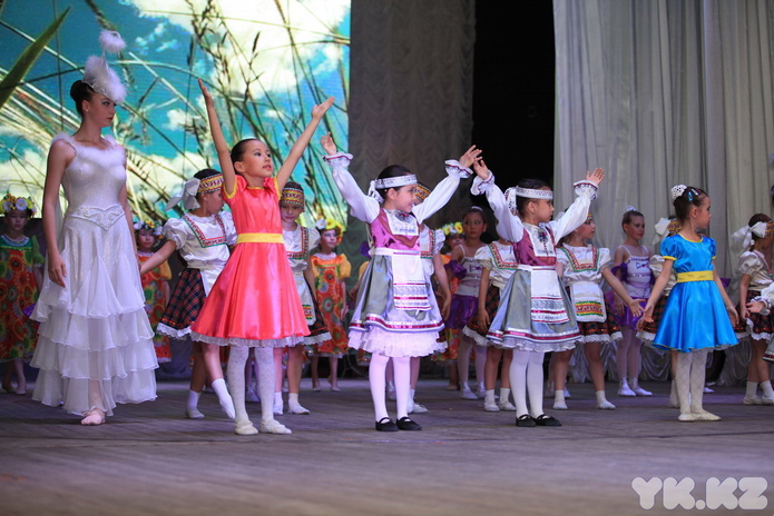 Весенний подарок - PR