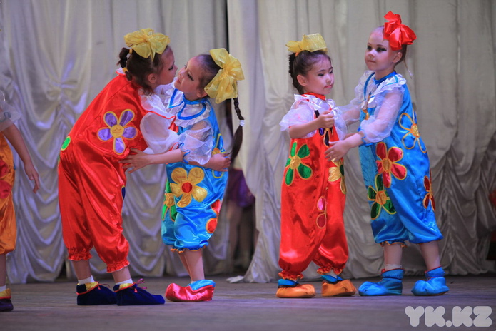 Весенний подарок - PR