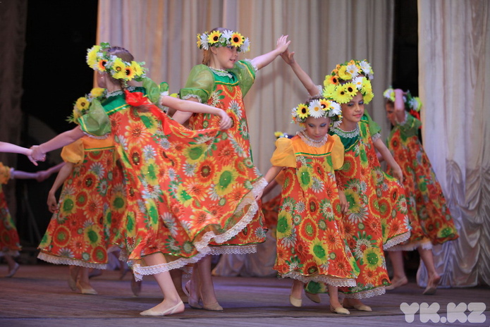 Весенний подарок - PR