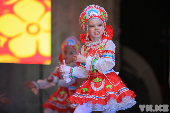 Весенний подарок - PR