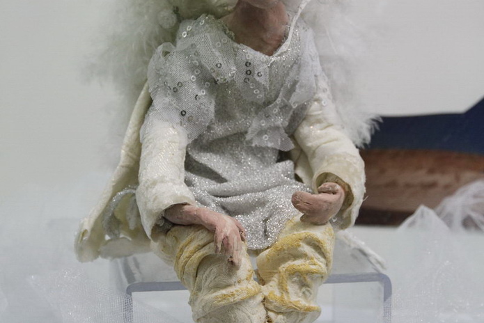 Пряли поздно вечерком