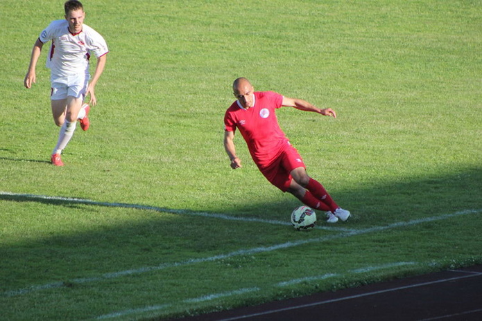 Дерби в пользу 