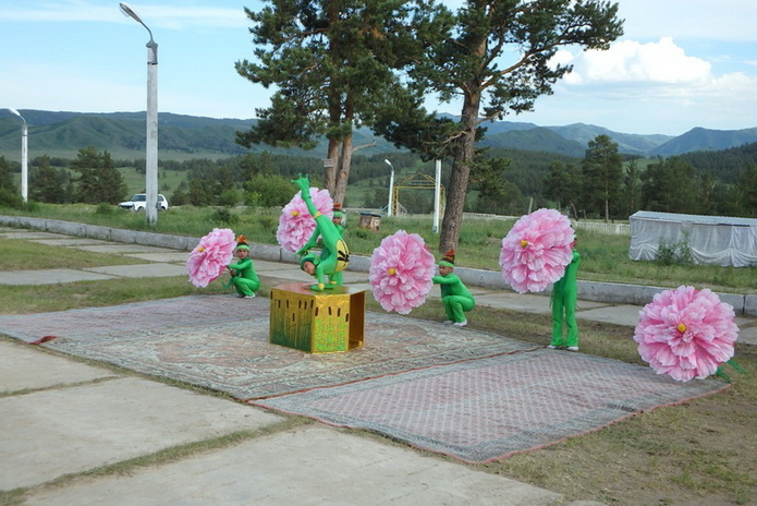 Поехали в новый лагерь